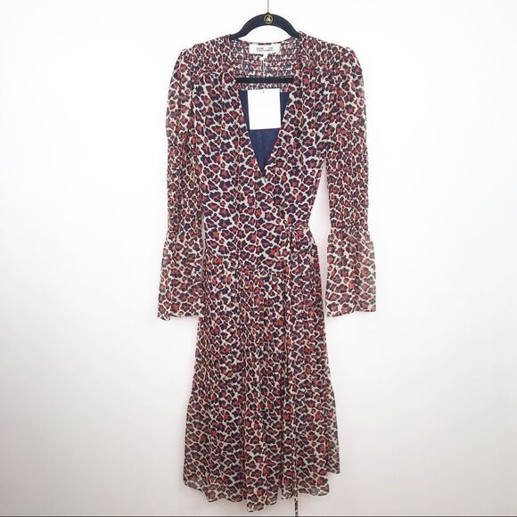 DVF shirred leopard printed midi wrap dress NWT - Picture 2 of 7